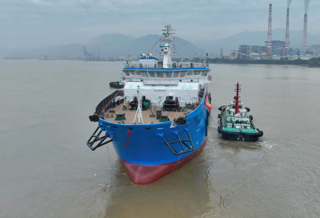 洋上風力保守用の電動船、福建省で進水　中国船舶集団が開発