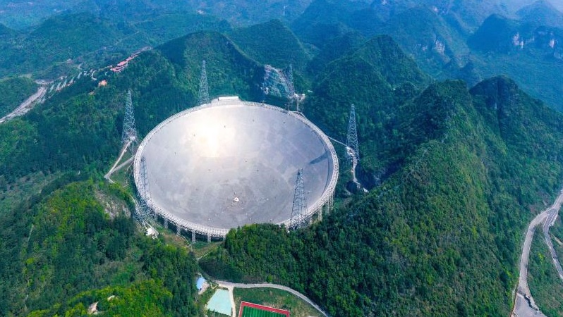 巨大電波望遠鏡「中國天眼」、５００個以上のパルサーを発見