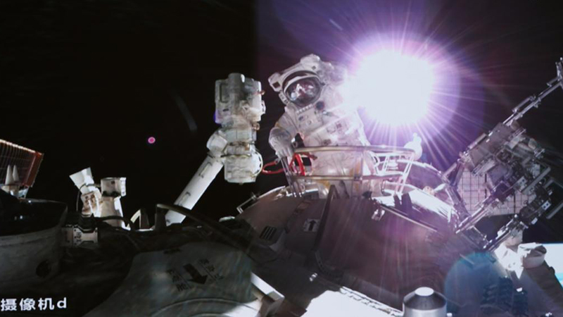 中国宇宙ステーション、神舟１３号乗組員が２回目の船外活動