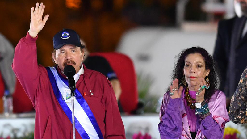 オルテガ氏、ニカラグア大統領に就任