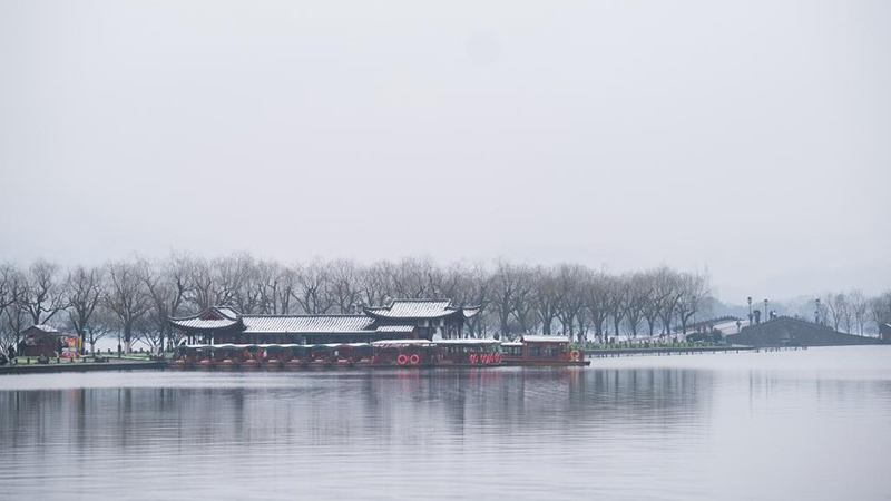 一面の銀世界、西湖風景區で初雪　浙江省杭州市