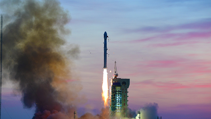 中国、陸域観測衛星「Ｌ－ＳＡＲ　０１Ｂ」の打ち上げに成功