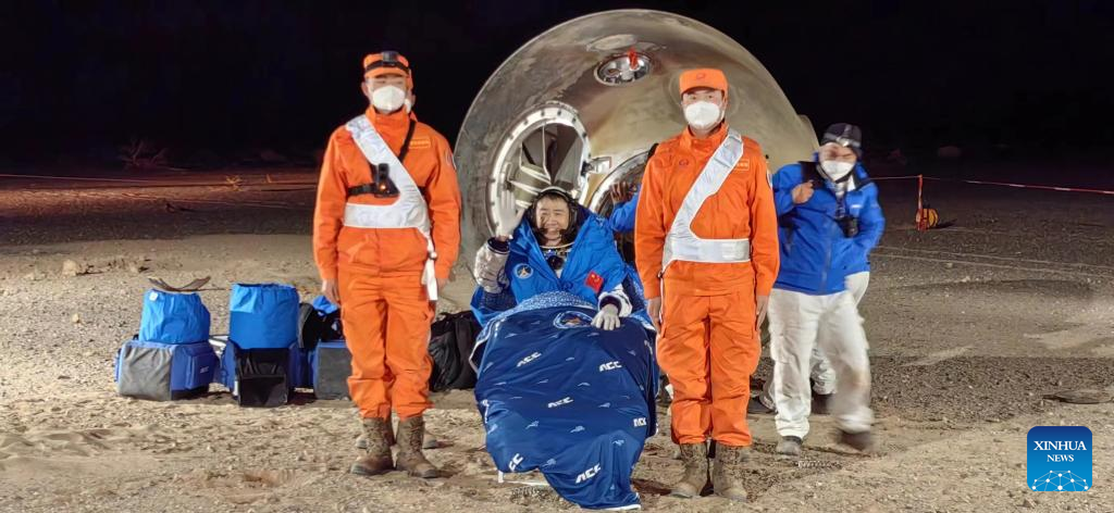 中国の有人宇宙船「神舟14号」、帰還モジュールが無事着陸