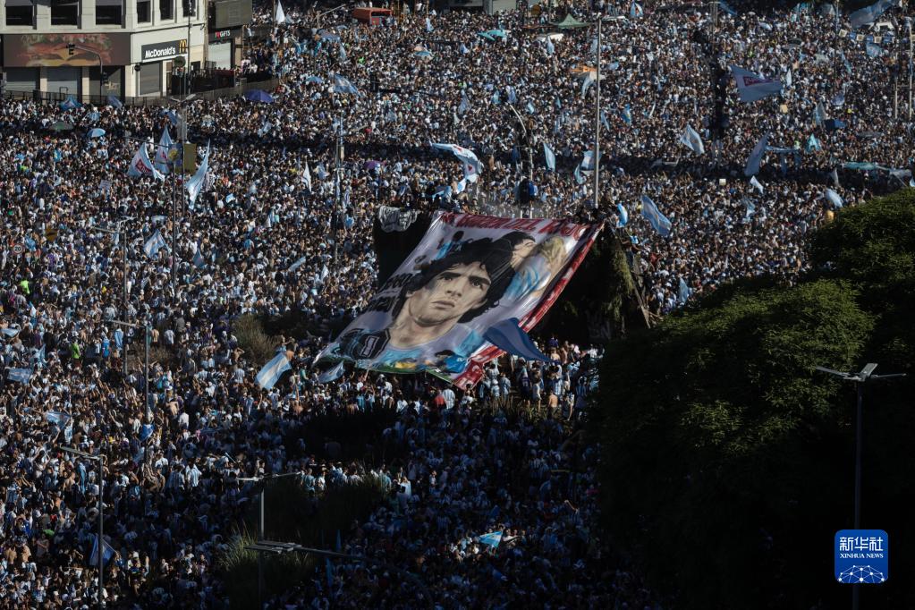 アルゼンチン首都、カタールＷ杯優勝に歓喜