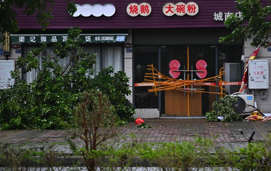 台風18号、中国広東省に上陸