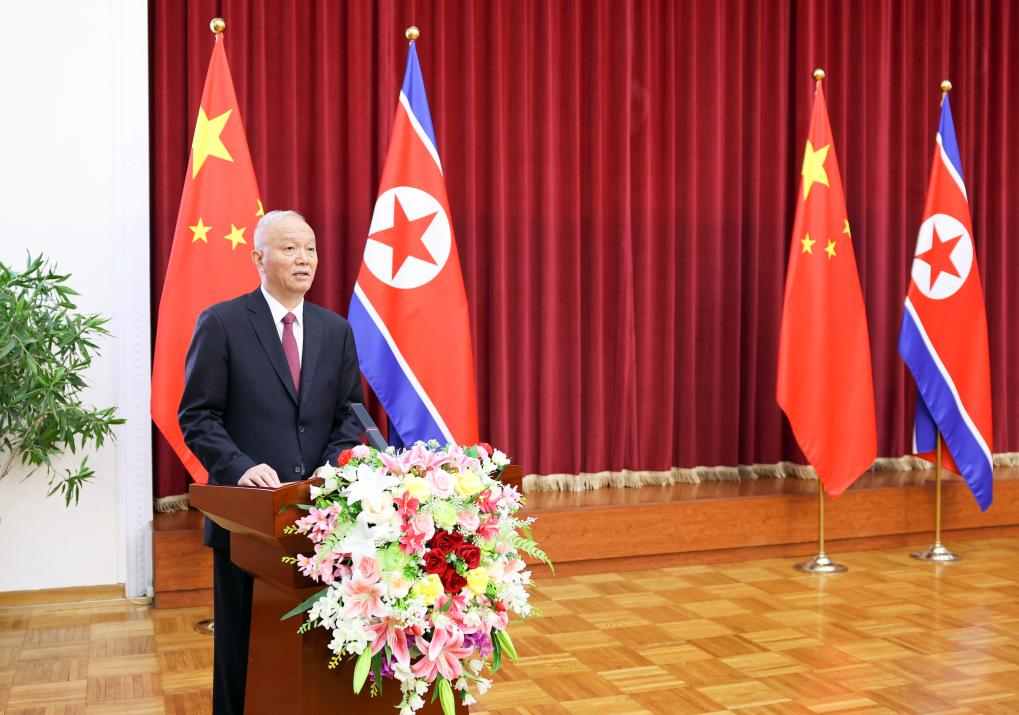 蔡奇氏、朝鮮大使館の労働党創立80周年祝賀レセプションに出席